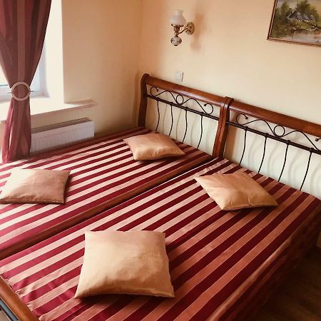 Apartmán Pensjonat Nad Struga Stryków Exteriér fotografie