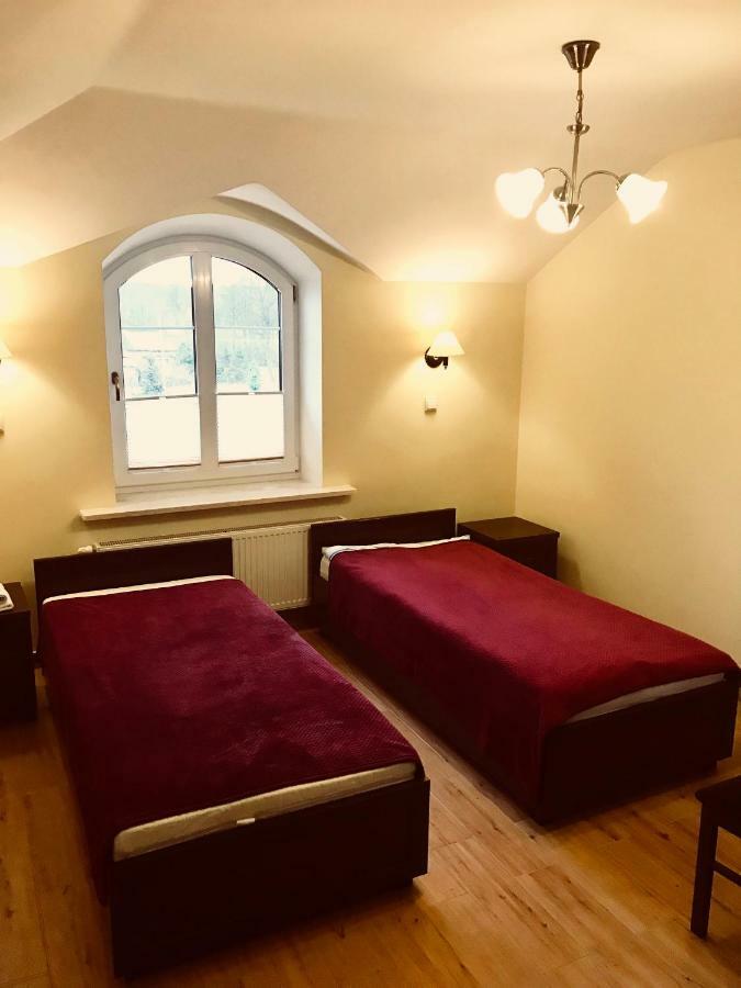 Apartmán Pensjonat Nad Struga Stryków Exteriér fotografie